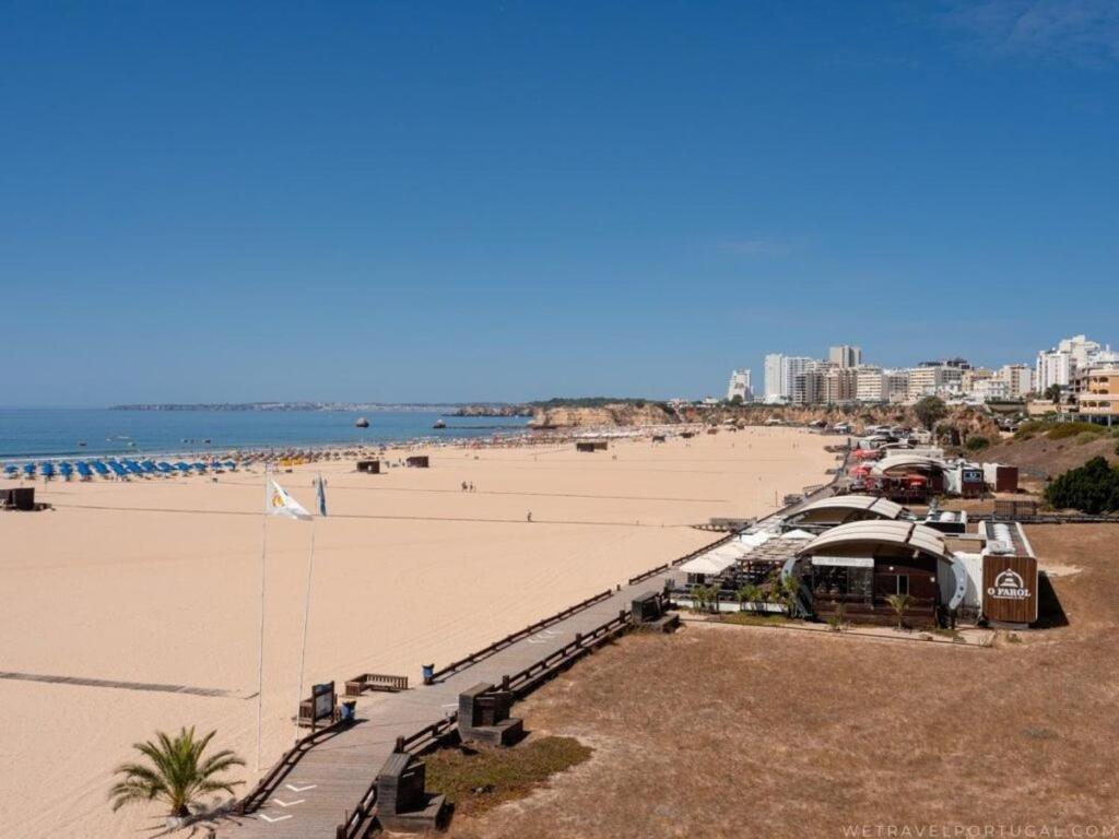 Luxury 2 Min Beach With Balcony, Ocean View, Wifi, Ac, Smarttv Portimão Eksteriør billede