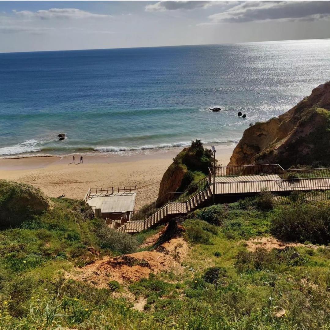 Luxury 2 Min Beach With Balcony, Ocean View, Wifi, Ac, Smarttv Portimão Eksteriør billede
