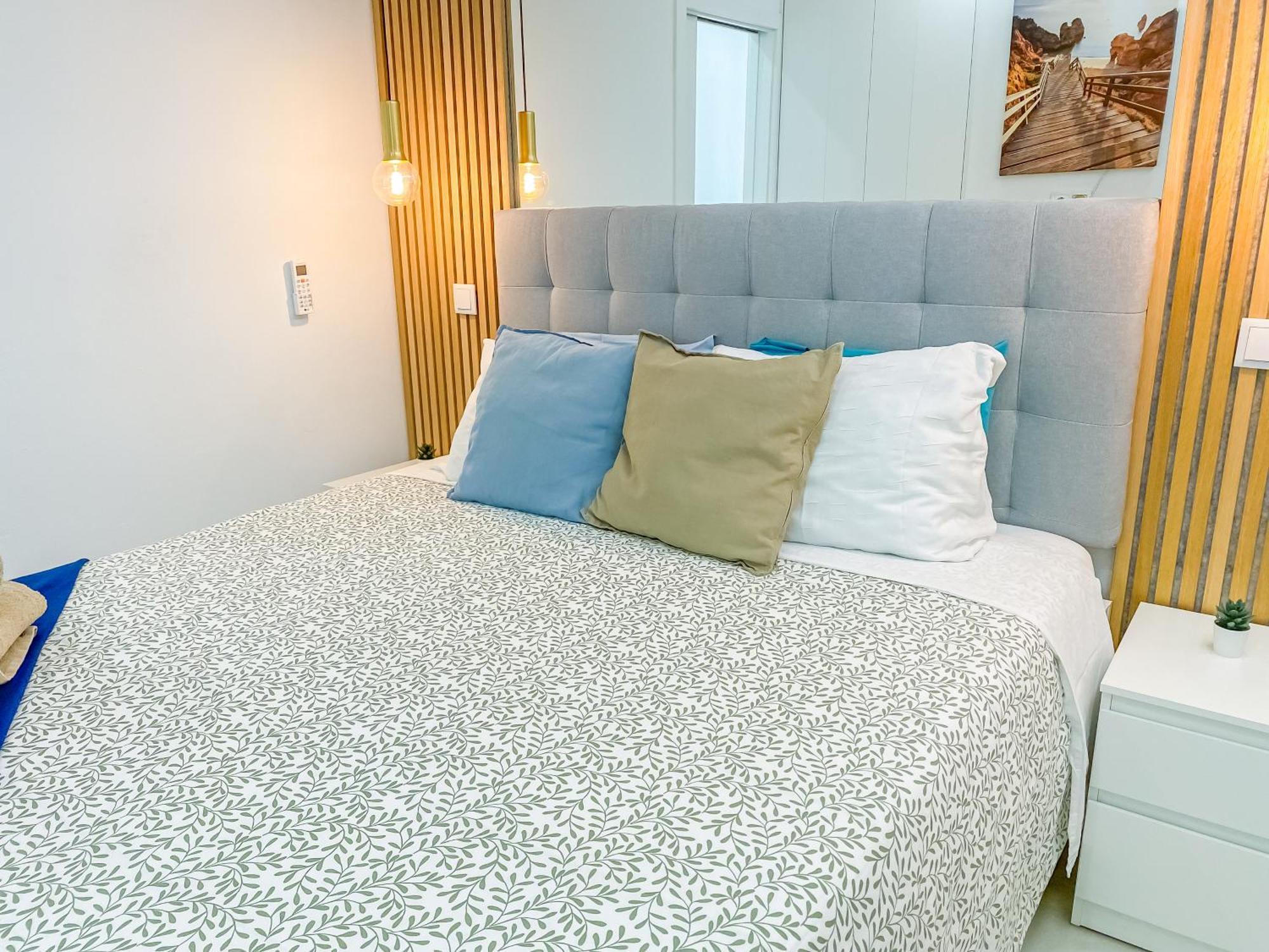 Luxury 2 Min Beach With Balcony, Ocean View, Wifi, Ac, Smarttv Portimão Eksteriør billede